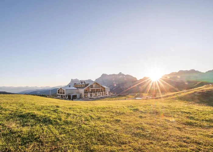 Villa Rifugio Alpino Pralongià Corvara In Badia